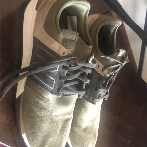 New Balance 247 men’s shoe